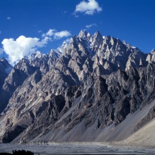Pohádková hora Tupopdan v Karakorámu -  Severní Pákistán