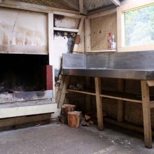 Krb ve Flora Hut, Kahurangi NP
