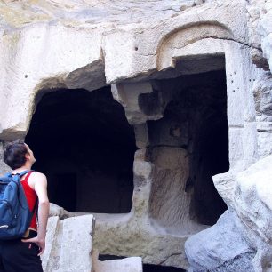 Skalní kostelíky v kaňonu Ihlara