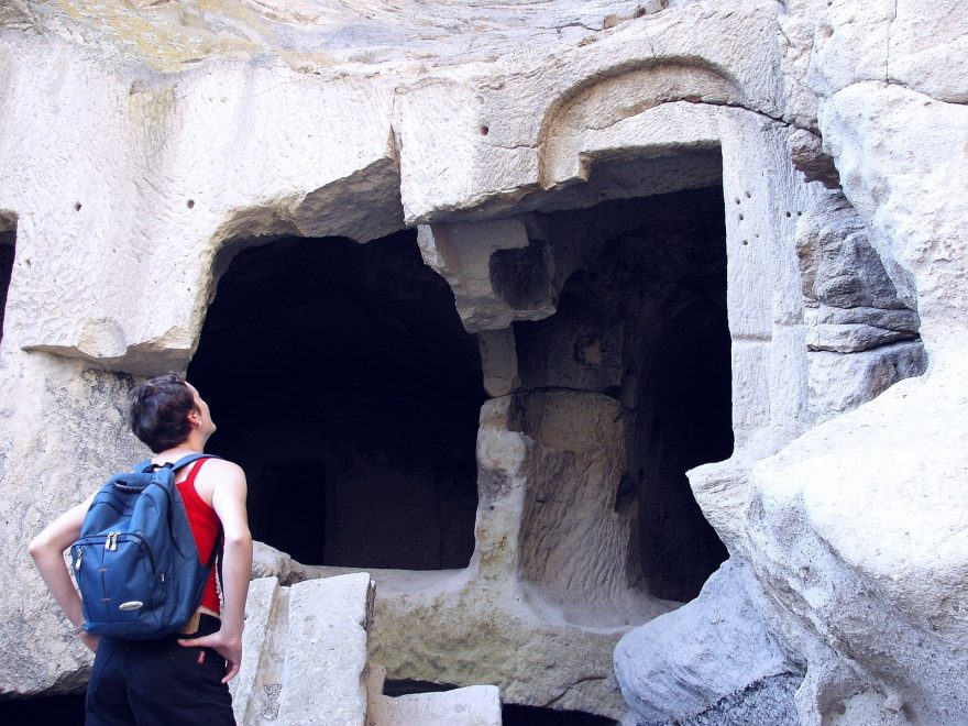 Skalní kostelíky v kaňonu Ihlara