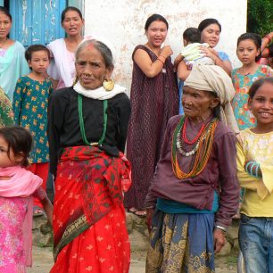 Ženy v Surkhetu