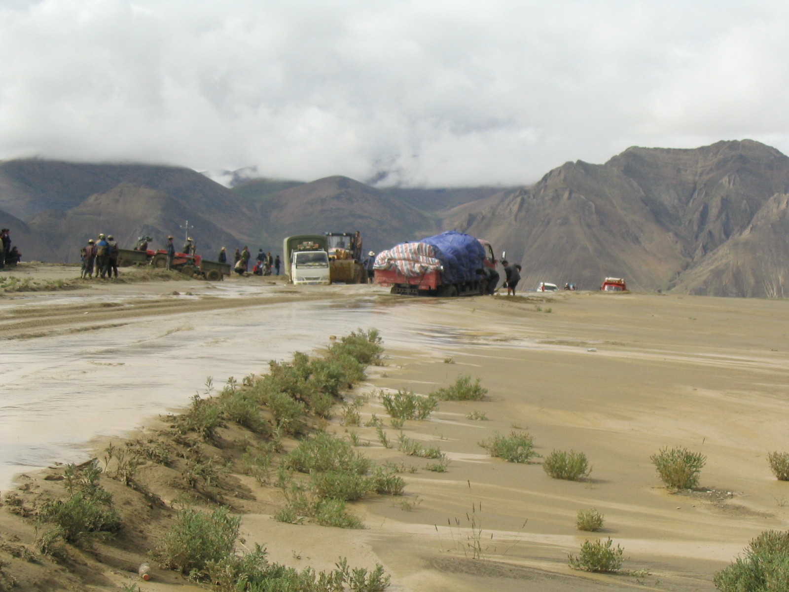 Důsledky nočních monzunových dešťů