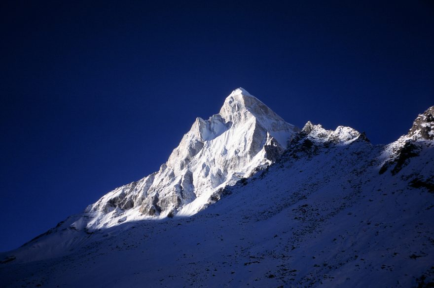 Pohled ze základního tábora