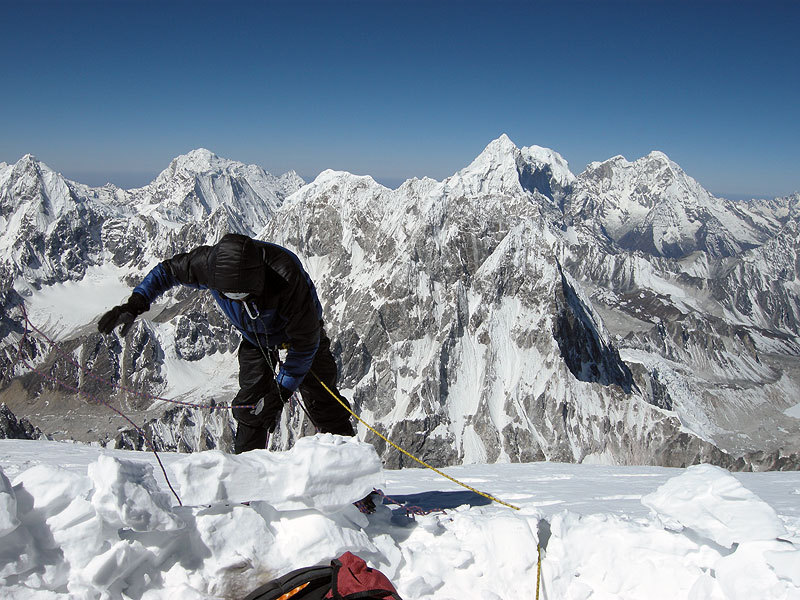 Příprava na noc na vrcholu
