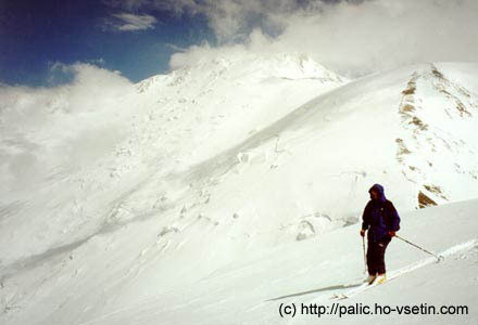 Pik Razdělnaja (6210 m), Kyrgyzstán & Tádžikistán