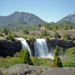 Vodopád na řece Truful-Truful, Chile