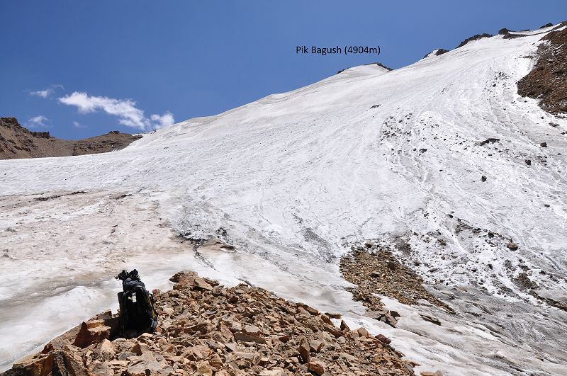 Pik Bagush, Tádžikistán