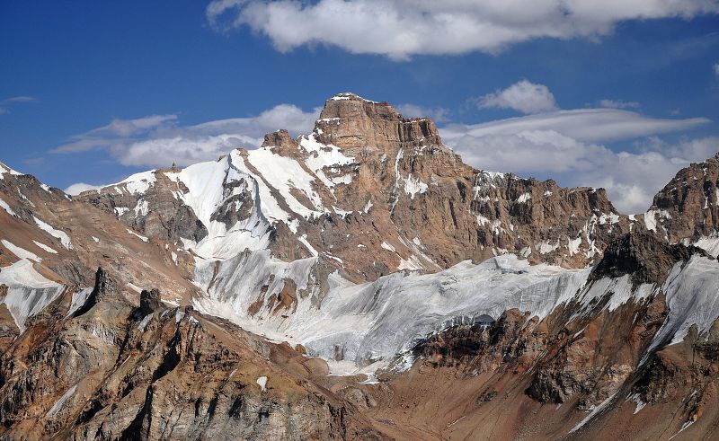 Pik Tower, Tádžikistán