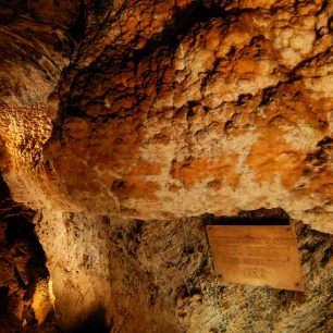 Zbrašovské aragonitové jeskyně2