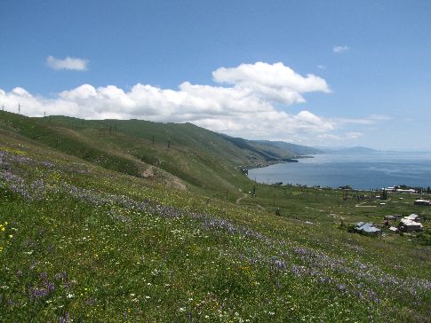 Arménie, Aregunský hřeben, nástup na hřeben