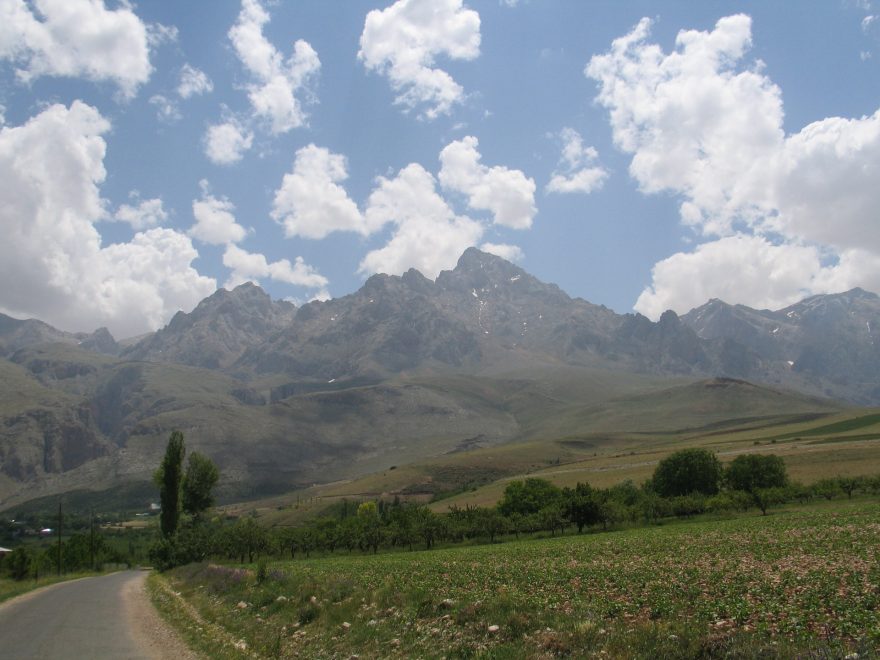 Příjezd pod hory, Ala daglari, Turecko