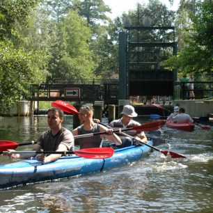 Můžeme se vydat i po řece