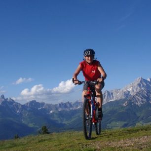 Po hřebenech s úchvatnými výhledy