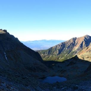 Pohled na Ledové pleso a Zlomiskovou dolinu