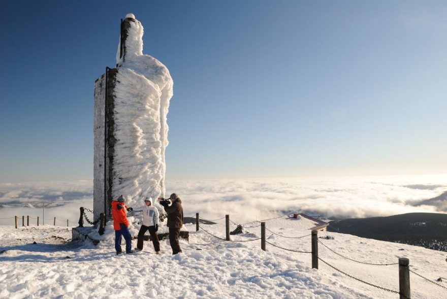 Vrcholový památník