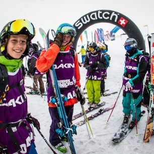 Mladíci při závodech