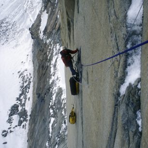  Já a mé zavěšené pytle. Kdo je sundá a kdo mne?, archiv Máry Holečka