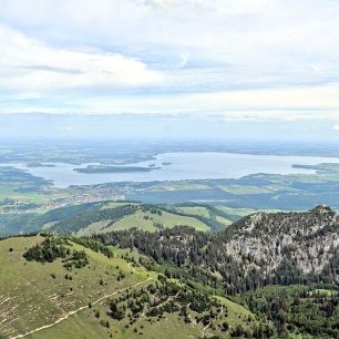 Německo, Chiemské jezero, výhled z  Kampenwandu