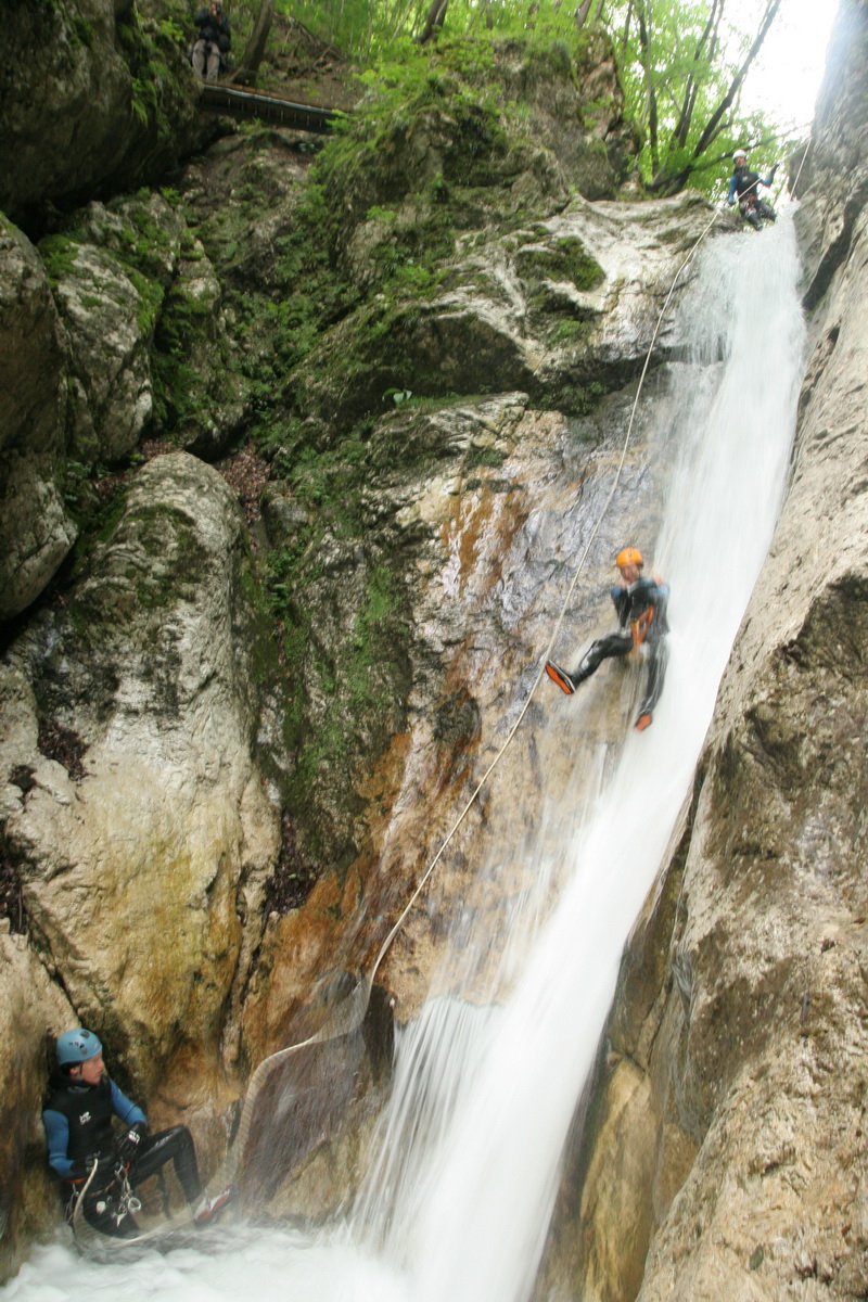 Sjezd vodopádem, Bovec, Slovinsko