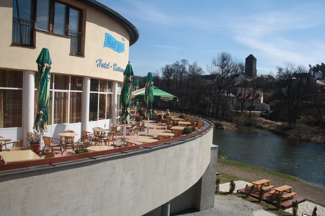 Základna Bisportu v Týnci nad Sázavou