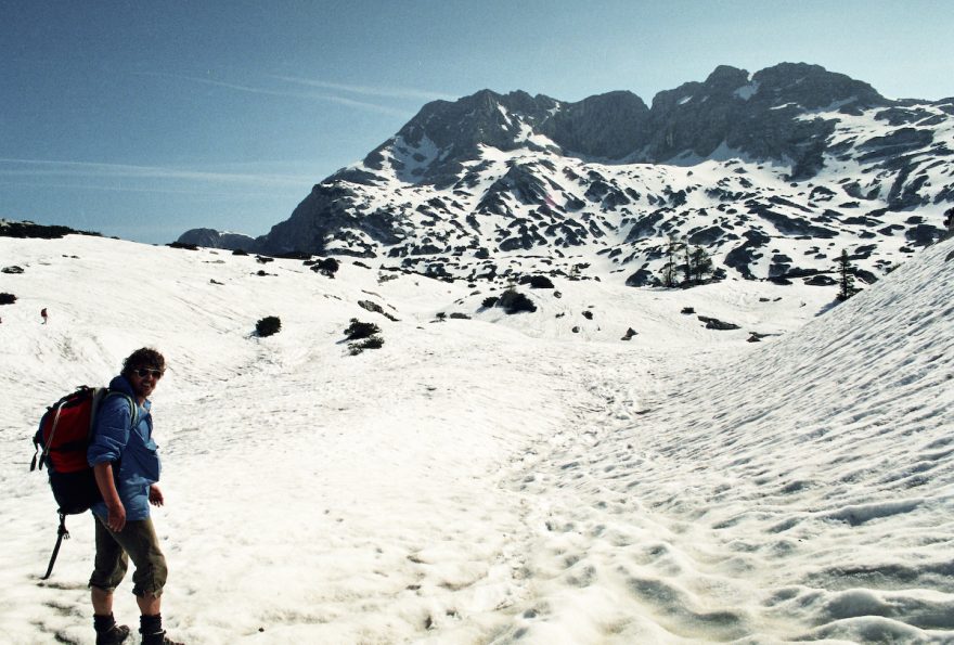 Odchod od chaty Pühringerhütte k sedlu Röllsattel