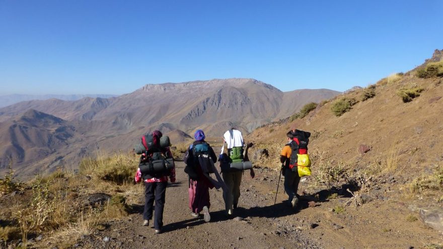 Cestou necestou, Irák