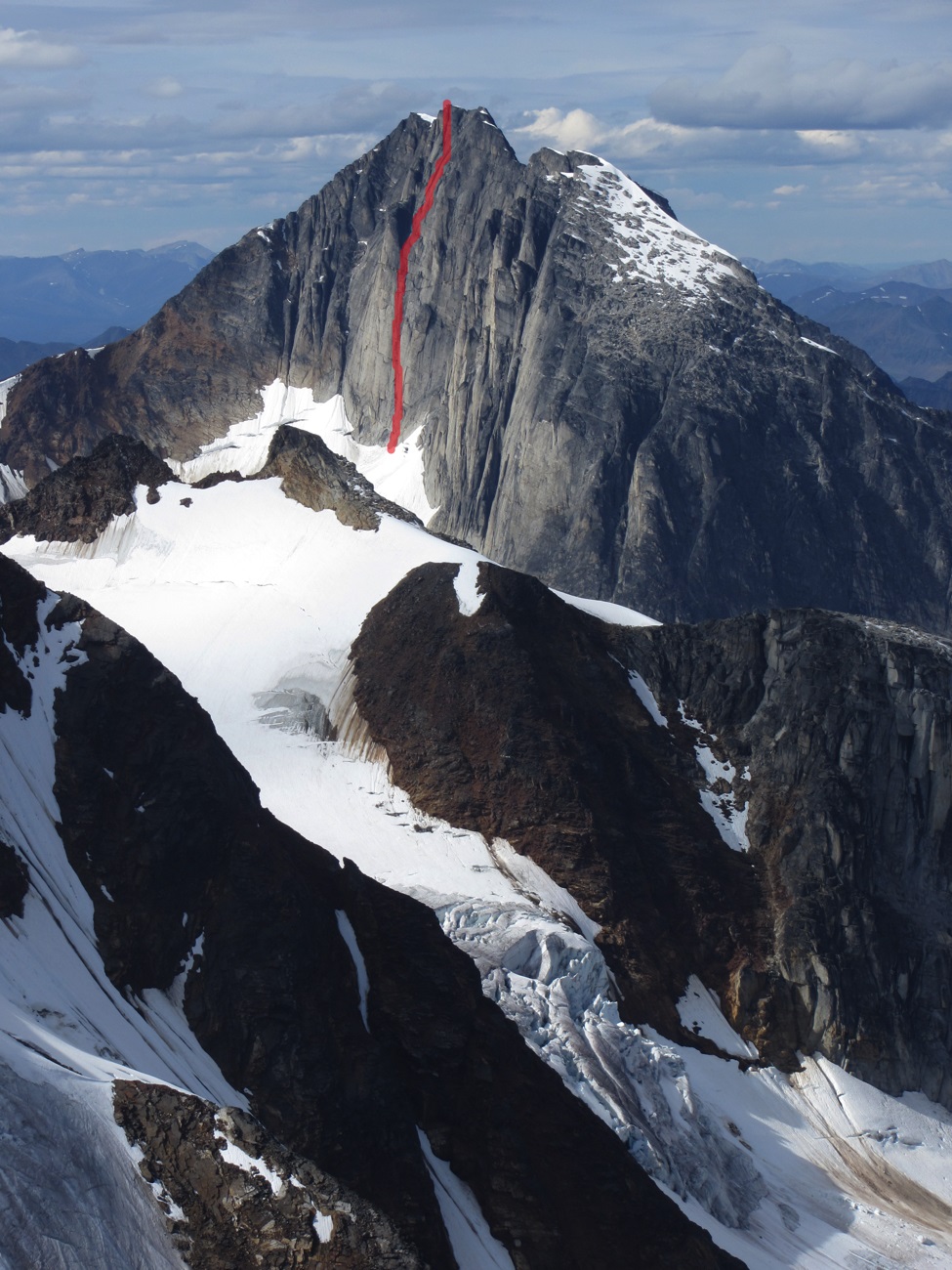 Plánovaná cesta v jižní stěně Moraine Hill (2310 m)
