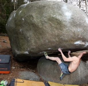 Adam Ondra v cestě Ramajana za 8B