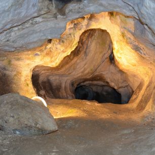 Srdcovité tvary chodeb jsou symbolem jeskyně Na Špičáku