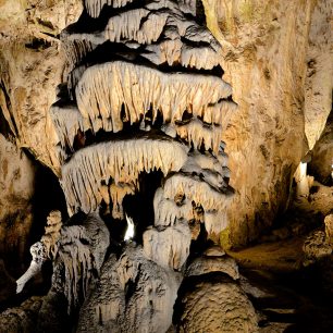 Vodopád v Sloupsko-šošůvské jeskyni, Moravský kras