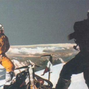 Compagnoni a Lacedelli na vrcholu K2