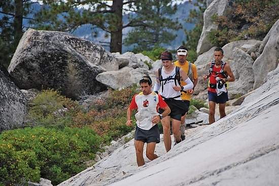 Pasáž mezi plotnami, foto: Gretchen Brugmann