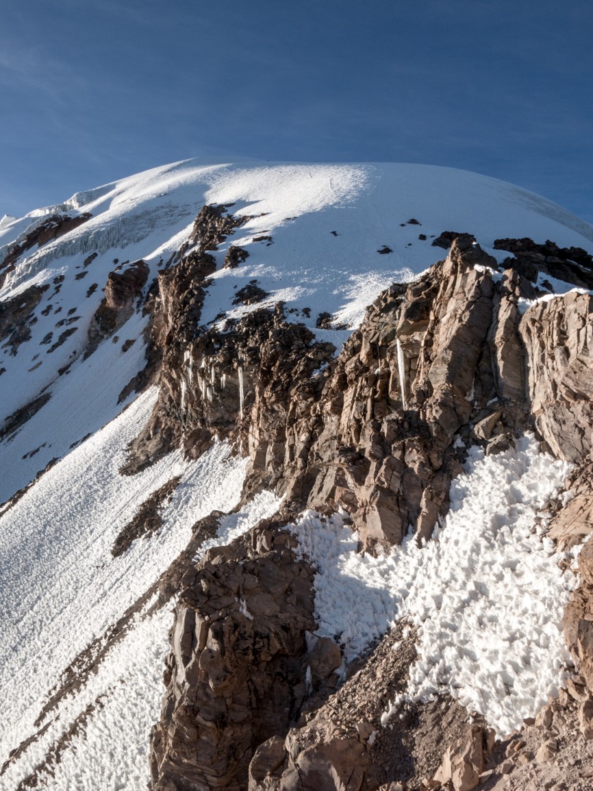 500 metrů pod vrcholem