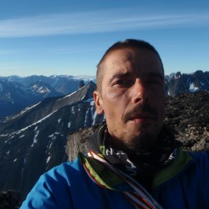 Vrcholová selfie Tomáše Bardase