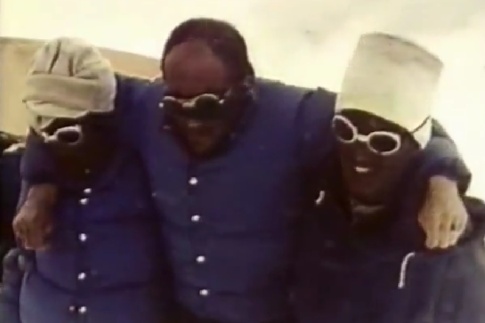 Šerpové při expedici předvedli rovněž nadlidské výkony