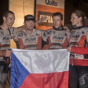 Tým Black Hill/OpavaNet v cíli