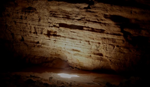 Dno jeskyně bylo 160 metrů hluboko