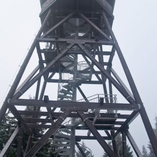 Dřevená krasavice na Anenském vrchu!