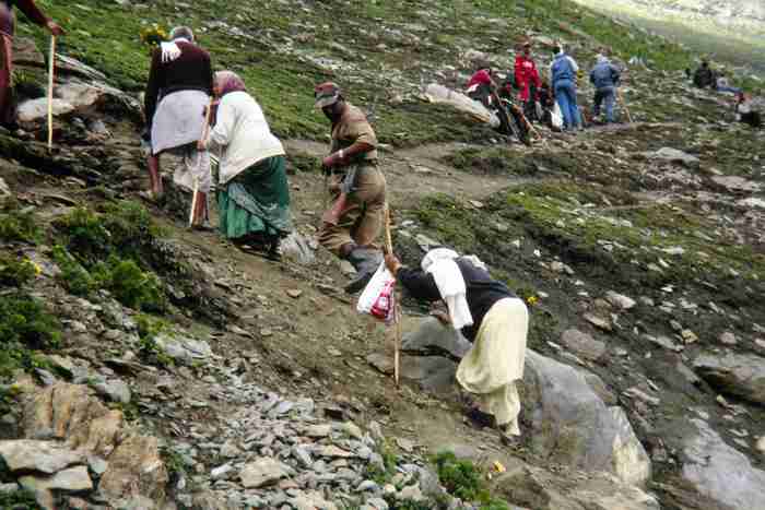 Pouť do jeskyně Amarnath