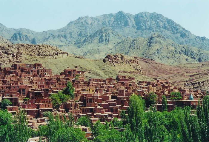 Výstup na Karkas a trek do vesnice Abyaneh 2