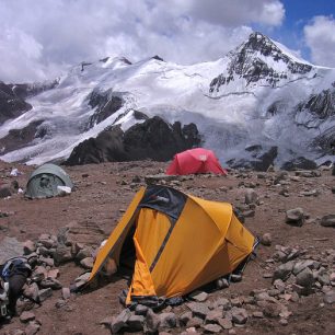 Trek do BC Plaza de Mulas pod Aconcaguou 1