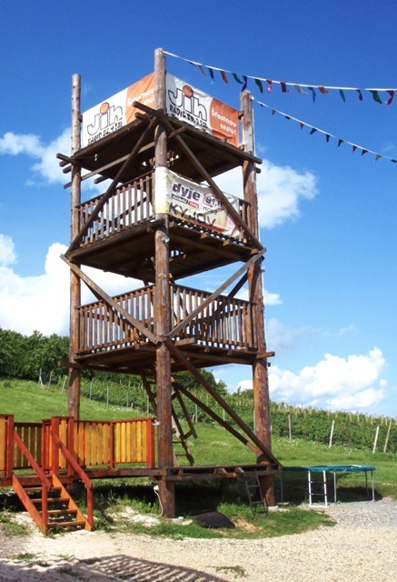 Centrum volnočasových aktivit Sportland Babylon