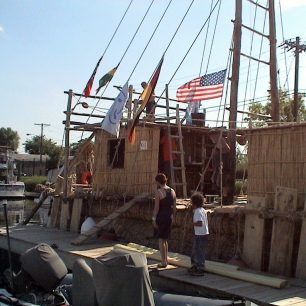 Loď Abora 3, zdroj wikipedia.org