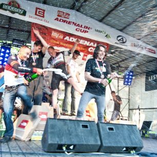 Oslavovat ale rozhodně umí!