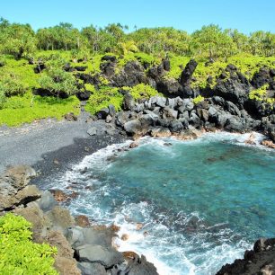 Opuštěné zátoky havajských ostrovů
