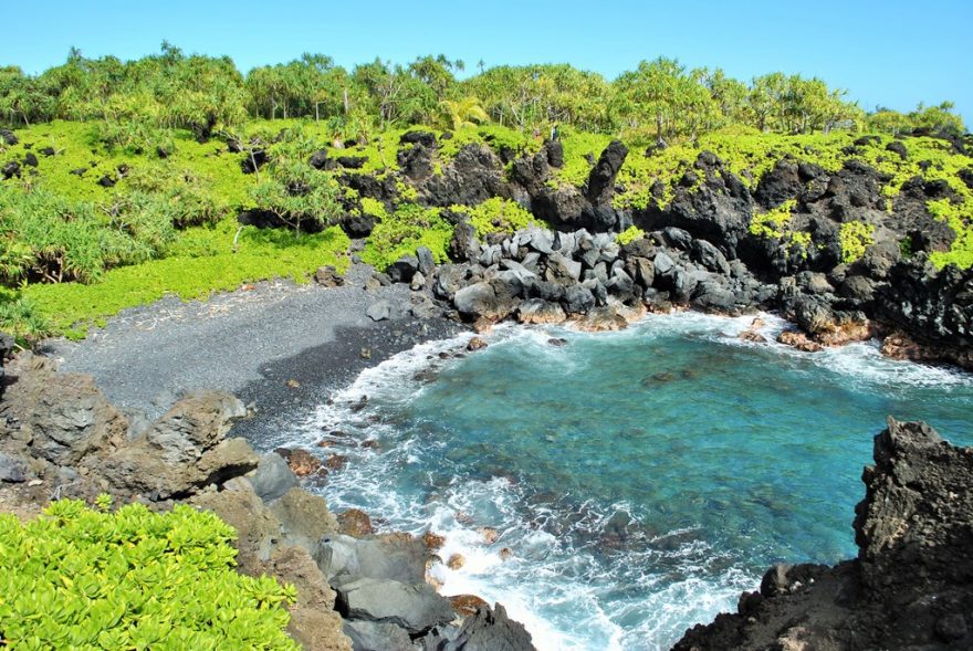Opuštěné zátoky havajských ostrovů