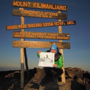 Jan Zemaník na své cestě do Tanzánie vystoupil na nejvyšší horu Afriky, Kilimandžáro