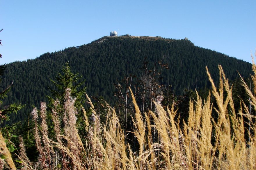 Velký Javor a vojenská základna