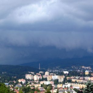 Petřín-výhledy před bouří