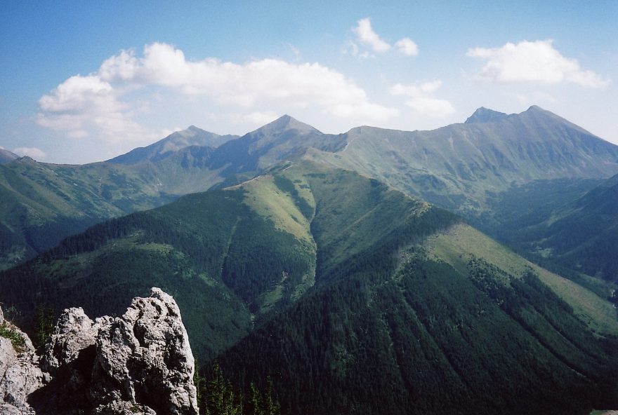 Pohled z Bobrovce na Roháče